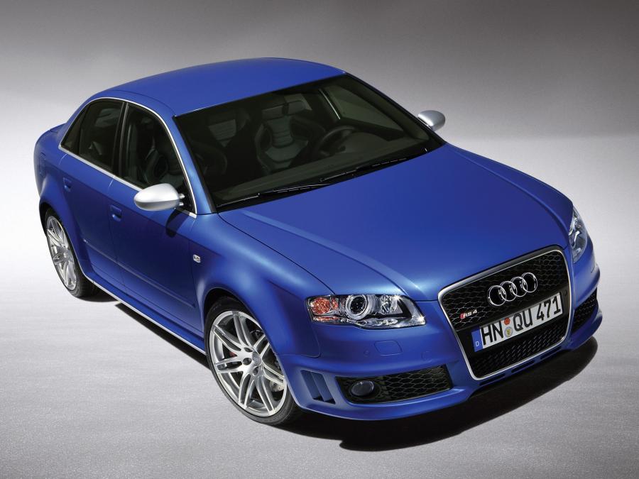  Audi RS4 Sedan (B7, 8E) 2005 года  (фото 7 из 48)
